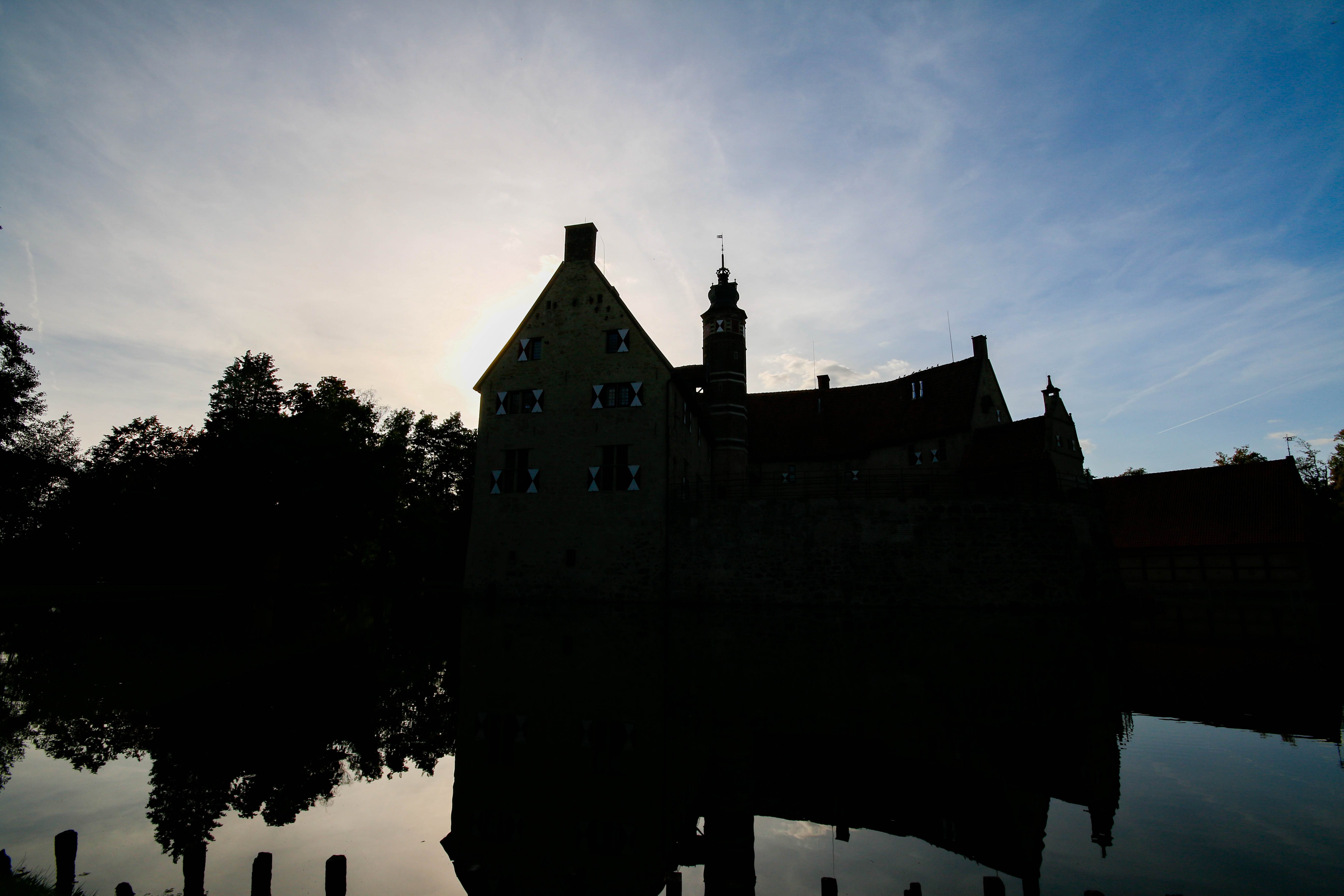 Hier bleibt das Licht aus – die Burg Vischering in Lüdinghausen (Foto: Kreis Coesfeld).