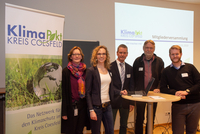 Referent Dr.-Ing. Tobias Kemper (ganz rechts) mit dem KlimaPakt-Vorstand Annette Dirks, Sarah Rensner, Dr. Thomas Wenning und Wolfgang Dropmann (v.l.n.r.)